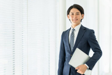 キャリアを考える30代の人のイメージ