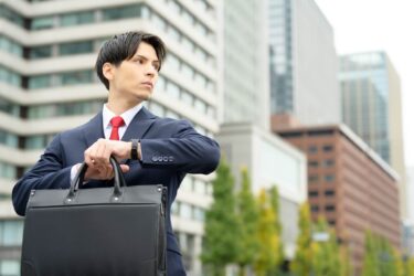 理想のキャリアを目指す20代後半の人のイメージ